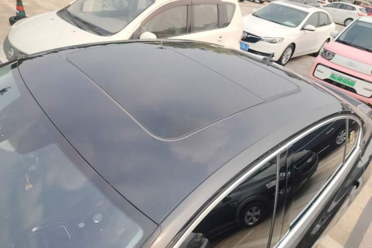 Used Volkswagen Magotan 2023 2 Million Units Limited Edition 330TSI DSG Leading Version Roof