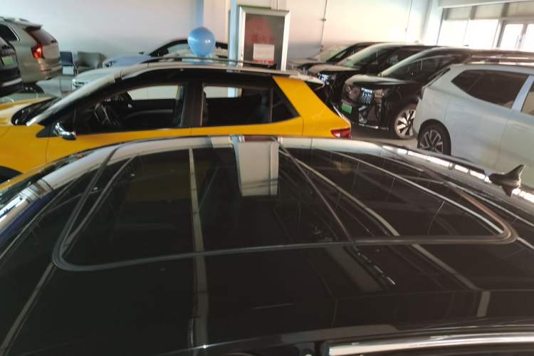 Used Volkswagen Magotan 2023 2 Million Units Limited-Edition 280TSI DSG Comfort Version Roof