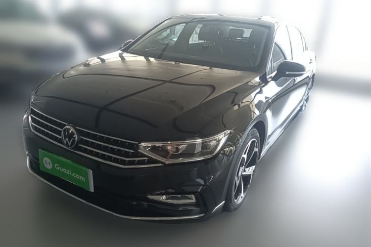 Ojetý Volkswagen Magotan 2023 2 Million Units Limited Edition 330TSI DSG Leading Version Guazi used car, China used car export, Used car for sale, Used  cars, Cheapest cars for sale