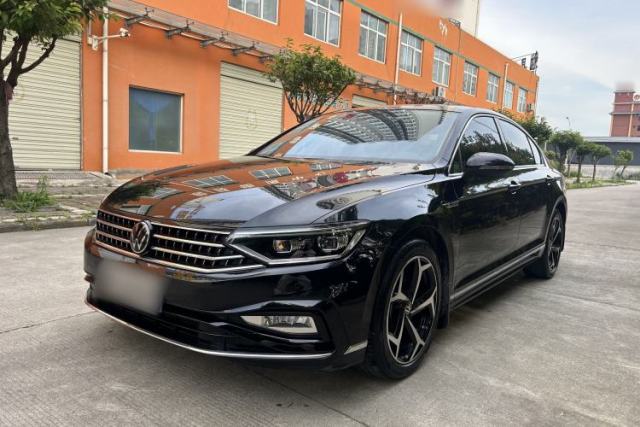 Used Volkswagen Magotan 2023 2 Million Units Commemorative Edition 330TSI DSG Luxury Version