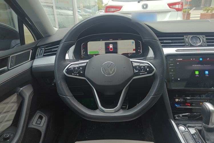 Used Volkswagen Magotan 2023 2 Million Units Commemorative Edition 330TSI DSG Luxury Version Steering Wheel