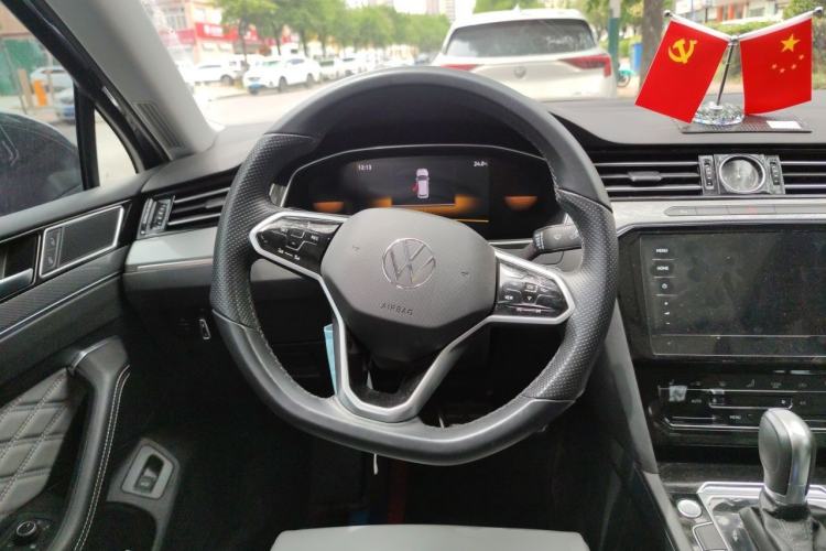 Used Volkswagen Magotan 2023 2 Million Units Limited Edition 330TSI DSG Leading Version Steering Wheel