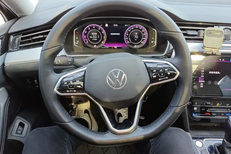 Used Volkswagen Magotan 2023 2 Million Units Commemorative Edition 330TSI DSG Luxury Version Steering Wheel