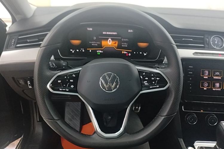 Used Volkswagen Magotan 2023 2 Million Units Limited-Edition 280TSI DSG Comfort Version Steering Wheel