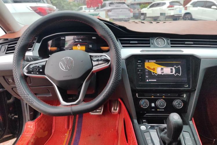 Used Volkswagen Magotan 2023 2 Million Units Limited-Edition 280TSI DSG Comfort Version Steering Wheel
