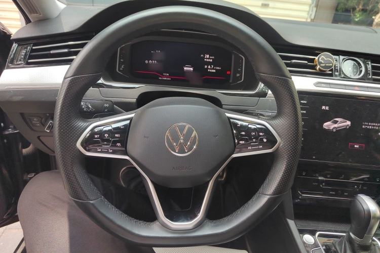 Used Volkswagen Magotan 2023 2 Million Units Commemorative Edition 330TSI DSG Luxury Version Steering Wheel