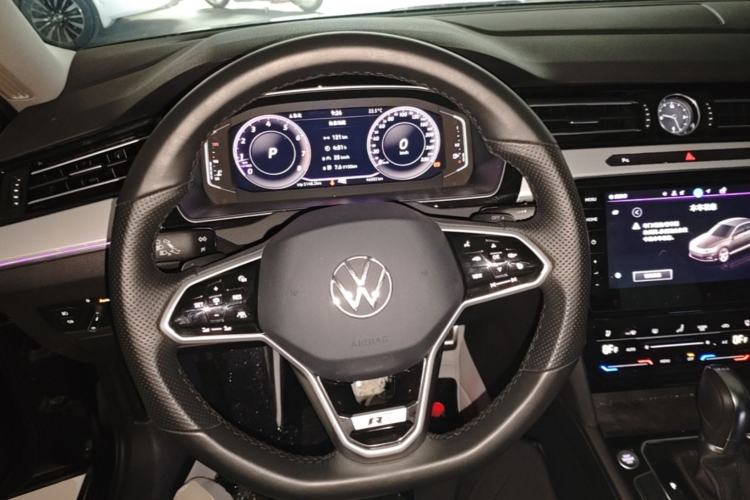 Used Volkswagen Magotan 2023 2 Million Units Commemorative Edition 330TSI DSG Luxury Version Steering Wheel