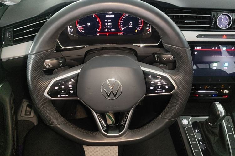 Used Volkswagen Magotan 2023 2 Million Units Commemorative Edition 330TSI DSG Luxury Version Steering Wheel