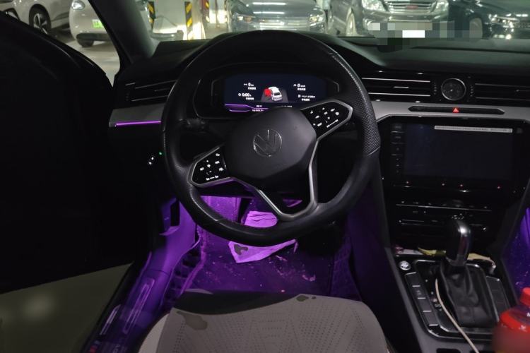 Used Volkswagen Magotan 2023 2 Million Units Commemorative Edition 330TSI DSG Luxury Version Steering Wheel