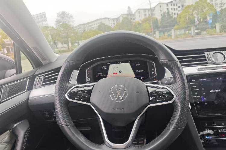 Used Volkswagen Magotan 2023 2 Million Units Limited Edition 330TSI DSG Leading Version Steering Wheel