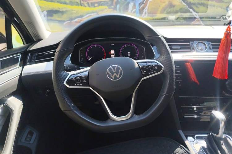 Used Volkswagen Magotan 2023 2 Million Units Limited-Edition 380TSI DSG Flagship Version Steering Wheel