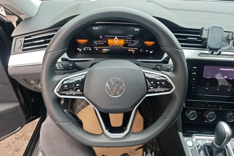 Used Volkswagen Magotan 2023 2 Million Units Limited-Edition 280TSI DSG Comfort Version Steering Wheel