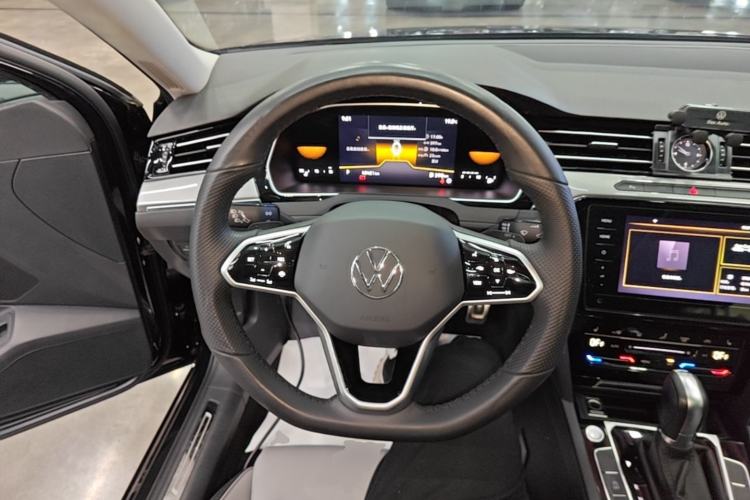 Used Volkswagen Magotan 2023 2 Million Units Limited Edition 330TSI DSG Leading Version Steering Wheel