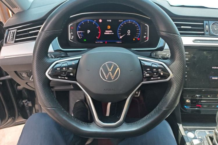Used Volkswagen Magotan 2023 2 Million Units Commemorative Edition 330TSI DSG Luxury Version Steering Wheel