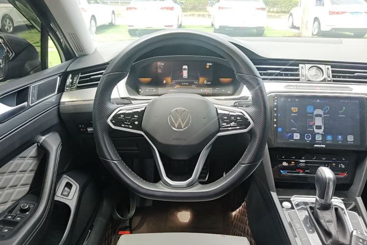 Used Volkswagen Magotan 2023 2 Million Units Limited Edition 280TSI DSG Leading Version Steering Wheel