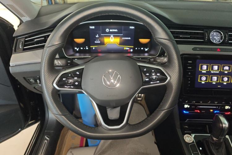Used Volkswagen Magotan 2023 2 Million Units Limited Edition 330TSI DSG Leading Version Steering Wheel