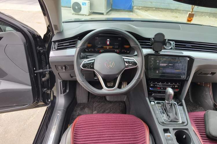 Used Volkswagen Magotan 2023 2 Million Units Limited Edition 330TSI DSG Leading Version Steering Wheel