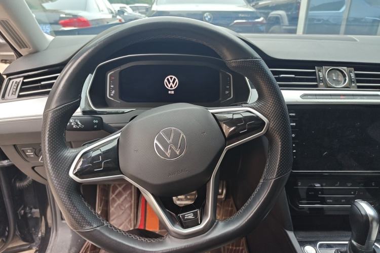 Used Volkswagen Magotan 2023 2 Million Units Commemorative Edition 330TSI DSG Luxury Version Steering Wheel