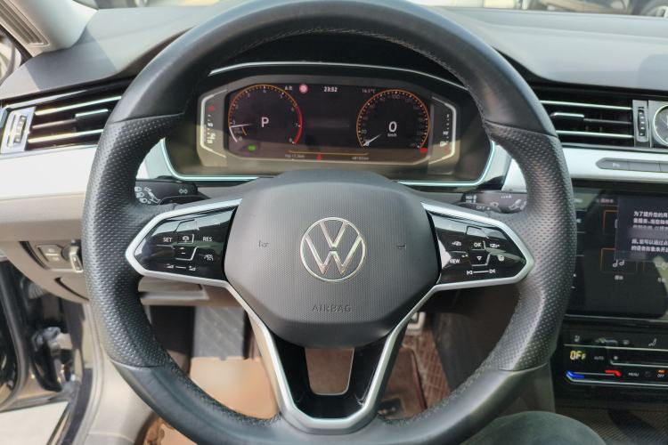 Used Volkswagen Magotan 2023 2 Million Units Commemorative Edition 330TSI DSG Luxury Version Steering Wheel