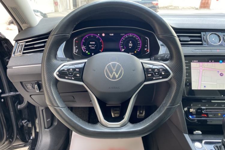 Used Volkswagen Magotan 2023 2 Million Units Limited Edition 330TSI DSG Leading Version Steering Wheel