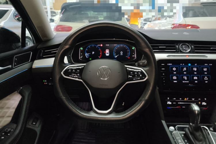 Used Volkswagen Magotan 2023 2 Million Units Commemorative Edition 330TSI DSG Luxury Version Steering Wheel