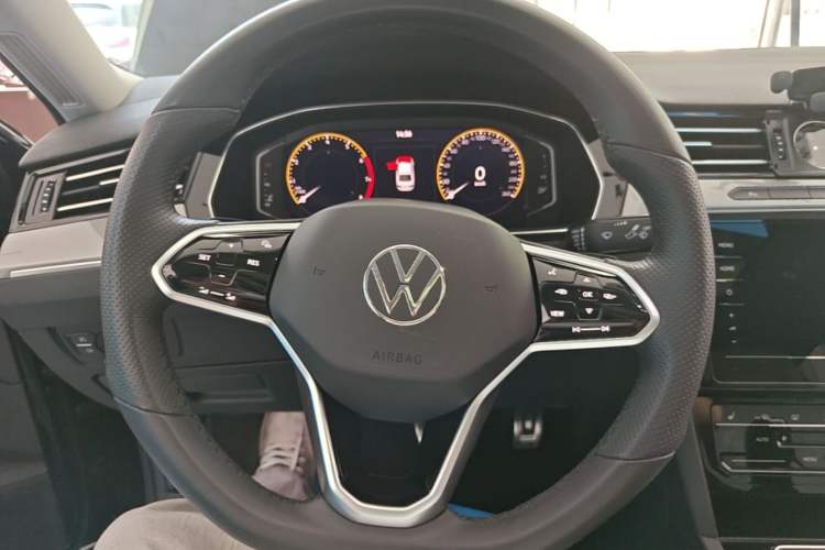 Used Volkswagen Magotan 2023 2 Million Units Limited Edition 330TSI DSG Leading Version Steering Wheel