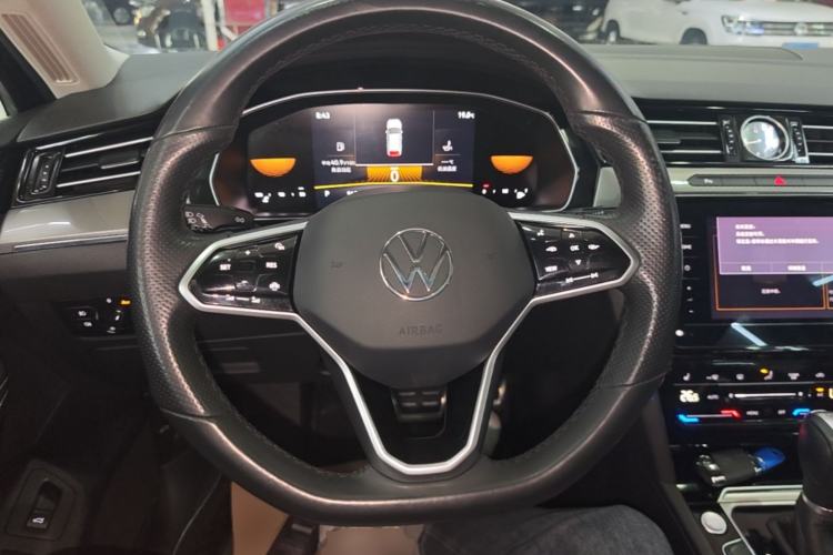Used Volkswagen Magotan 2023 2 Million Units Limited Edition 330TSI DSG Leading Version Steering Wheel