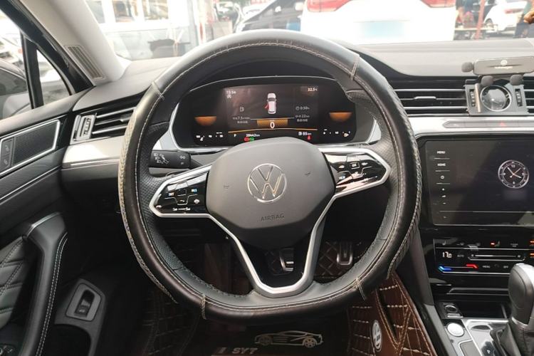 Used Volkswagen Magotan 2023 2 Million Units Limited Edition 330TSI DSG Leading Version Steering Wheel