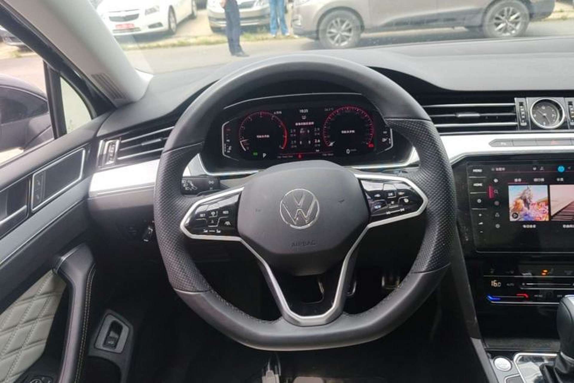 Used Volkswagen Magotan 2023 2 Million Units Commemorative Edition 330TSI DSG Luxury Version Steering Wheel