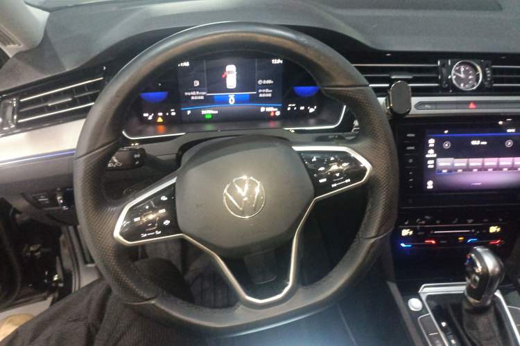 Used Volkswagen Magotan 2023 2 Million Units Limited Edition 330TSI DSG Leading Version Steering Wheel
