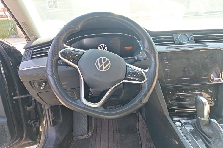 Used Volkswagen Magotan 2023 2 Million Units Limited Edition 330TSI DSG Leading Version Steering Wheel
