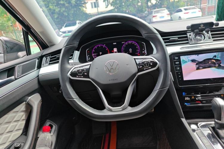 Used Volkswagen Magotan 2023 2 Million Units Commemorative Edition 330TSI DSG Luxury Version Steering Wheel