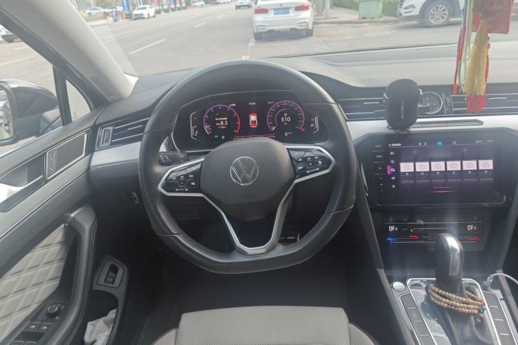 Used Volkswagen Magotan 2023 2 Million Units Commemorative Edition 330TSI DSG Luxury Version Steering Wheel