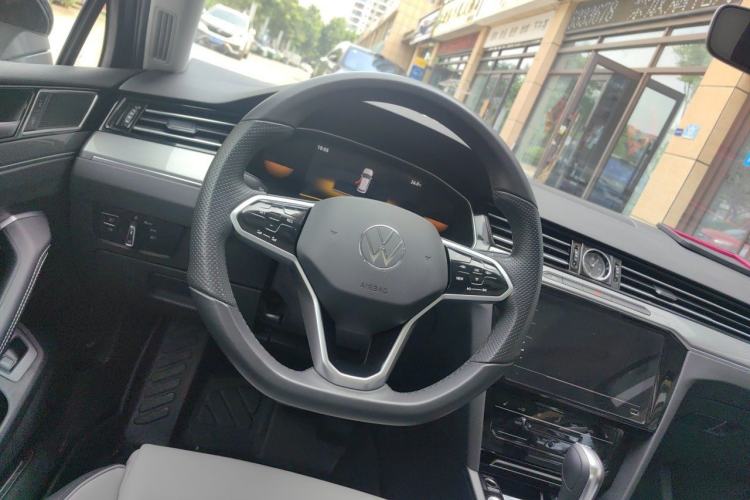 Used Volkswagen Magotan 2023 2 Million Units Limited Edition 330TSI DSG Leading Version Steering Wheel