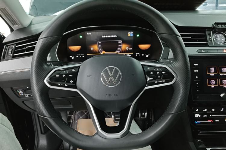 Used Volkswagen Magotan 2023 2 Million Units Limited Edition 330TSI DSG Leading Version Steering Wheel