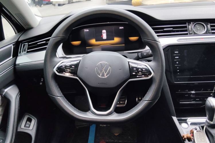 Used Volkswagen Magotan 2023 2 Million Units Limited Edition 330TSI DSG Leading Version Steering Wheel