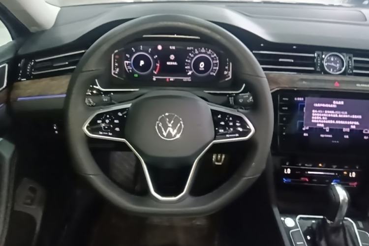 Used Volkswagen Magotan 2023 2 Million Units Limited Edition 330TSI DSG Leading Version Steering Wheel