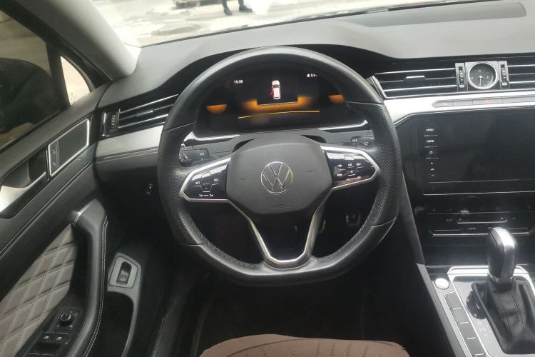 Used Volkswagen Magotan 2023 2 Million Units Limited Edition 280TSI DSG Leading Version Steering Wheel