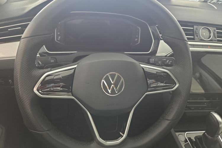 Used Volkswagen Magotan 2023 2 Million Units Limited Edition 330TSI DSG Leading Version Steering Wheel