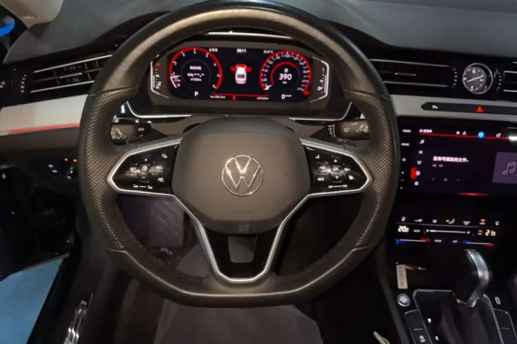 Used Volkswagen Magotan 2023 2 Million Units Commemorative Edition 330TSI DSG Luxury Version Steering Wheel