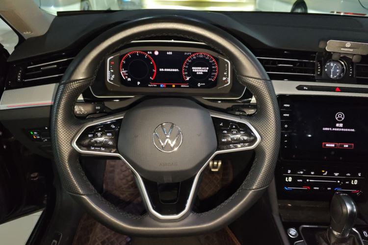 Used Volkswagen Magotan 2023 2 Million Units Commemorative Edition 330TSI DSG Luxury Version Steering Wheel
