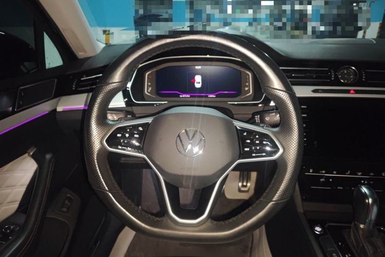 Used Volkswagen Magotan 2023 2 Million Units Commemorative Edition 330TSI DSG Luxury Version Steering Wheel