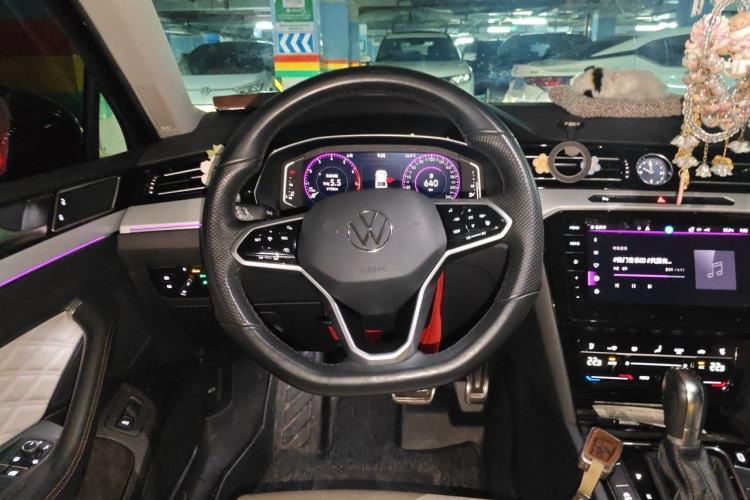 Used Volkswagen Magotan 2023 2 Million Units Commemorative Edition 330TSI DSG Luxury Version Steering Wheel