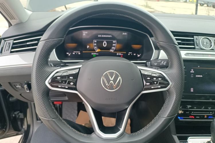 Used Volkswagen Magotan 2023 2 Million Units Limited Edition 330TSI DSG Leading Version Steering Wheel