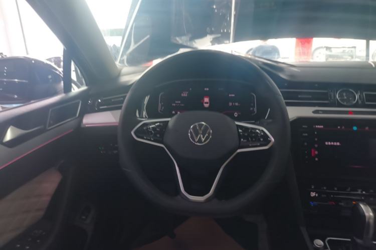 Used Volkswagen Magotan 2023 2 Million Units Limited Edition 330TSI DSG Leading Version Steering Wheel