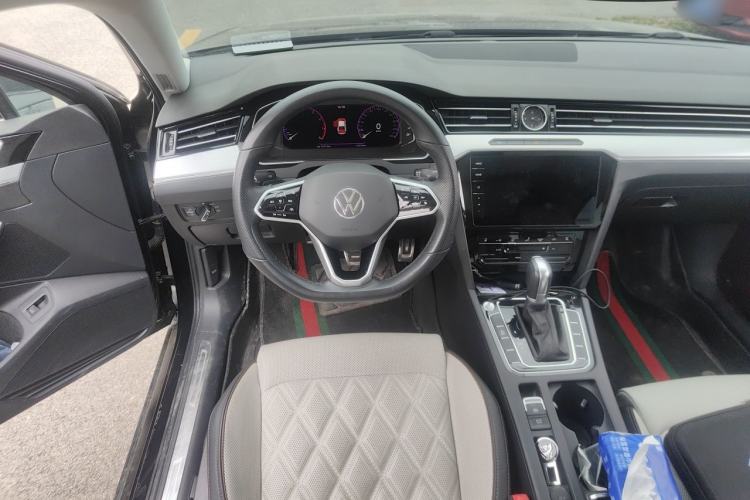 Used Volkswagen Magotan 2023 2 Million Units Limited Edition 330TSI DSG Leading Version Steering Wheel