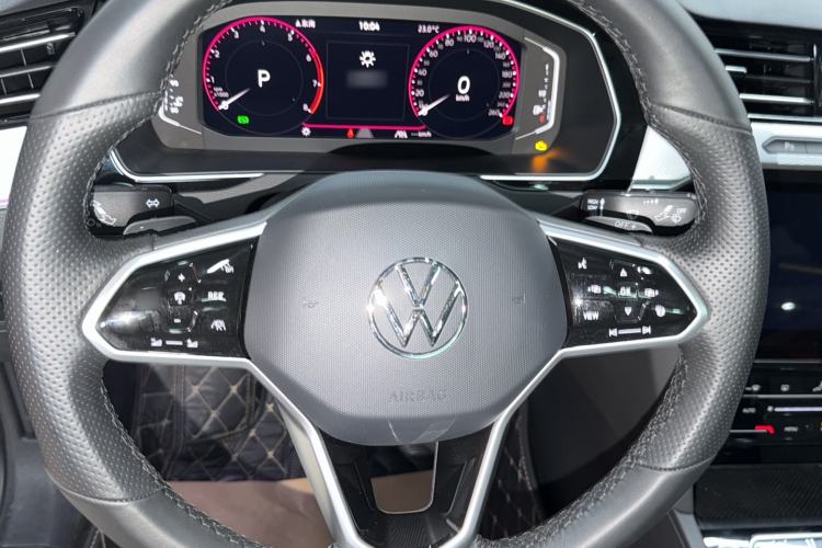Used Volkswagen Magotan 2023 2 Million Units Commemorative Edition 330TSI DSG Luxury Version Steering Wheel