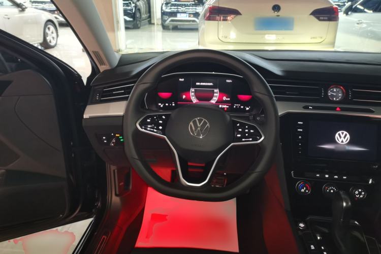Used Volkswagen Magotan 2023 2 Million Units Limited-Edition 280TSI DSG Comfort Version Steering Wheel