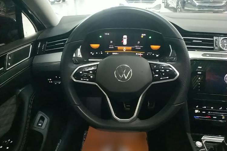 Used Volkswagen Magotan 2023 2 Million Units Limited Edition 330TSI DSG Leading Version Steering Wheel