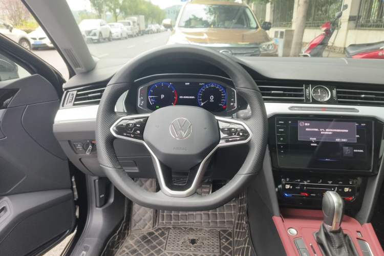 Used Volkswagen Magotan 2023 2 Million Units Commemorative Edition 330TSI DSG Luxury Version Steering Wheel